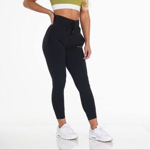 NVGTN Jet Black Joggers